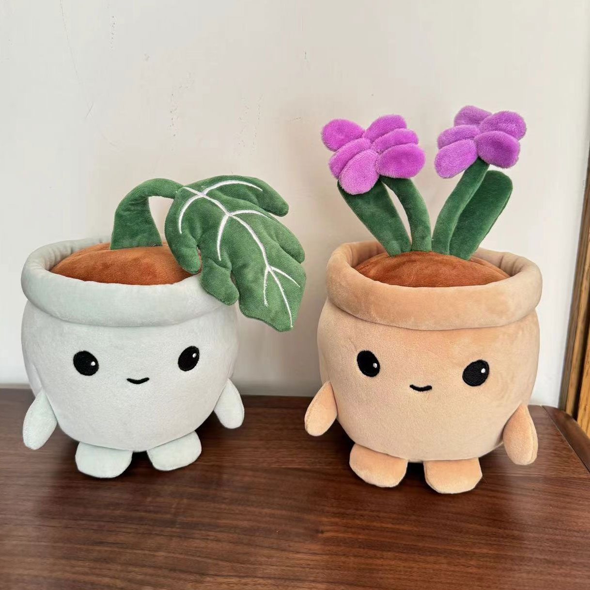 Милая плюшевая игрушка-растени – обзор и цена Desk Setup Plants